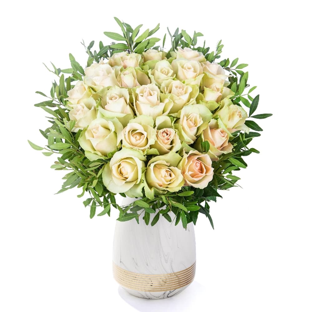 Belle Beauty Roses Flowers for UK